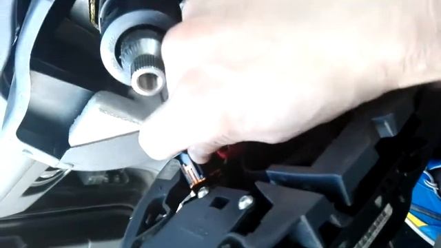 Смяна на лентов кабел Megane 2 смотреть онлайн