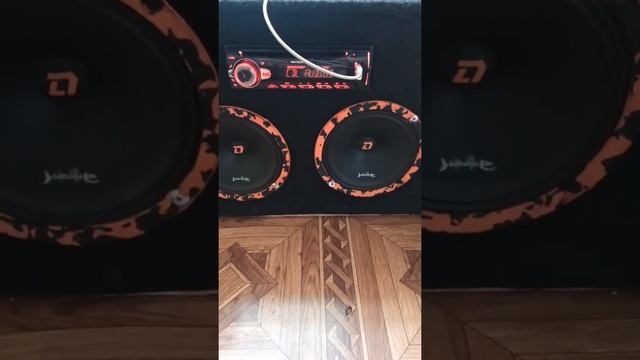 DL audio barracuda 165 играют от мафона смотреть онлайн