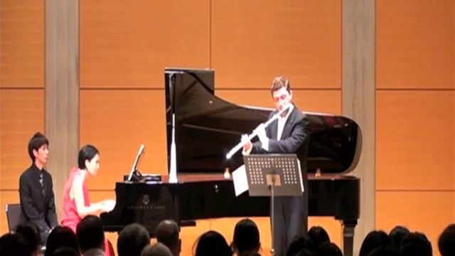 F. Schubert: Sonata in A minor "Arpeggione", D 821. I. Allegro moderato смотреть онлайн