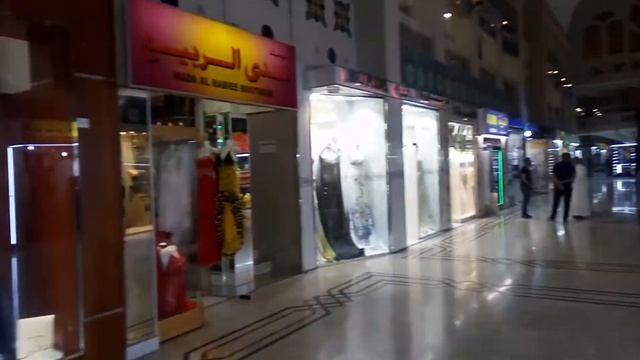 Amazing n old Sharjah Central Souq смотреть онлайн