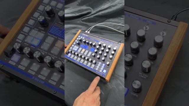 REON Cistron FM rhythm machine Sound DEMO--- Simple Techno Sound-01 смотреть онлайн