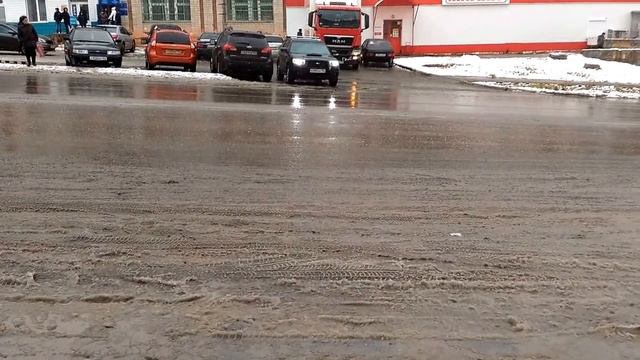 ПОЛГОДА ПЛОХАЯ ПОГОДА.... смотреть онлайн