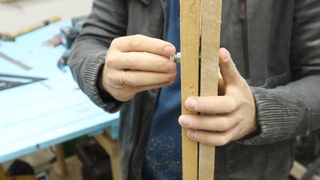 Удобные раскладные козлы за 10 минут своими руками! Из старой доски смотреть онлайн