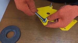 Как сделать сварочный магнит. Магнитный угольник.