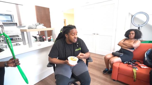 Solve the PUZZLE and Win $1,000!! Ft. FlightReacts, Ty, DUB, Nyree, VonVon, Charc, T.O. and Poudi смотреть онлайн