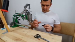 Швейная машинка Версаль. Заправка нити.