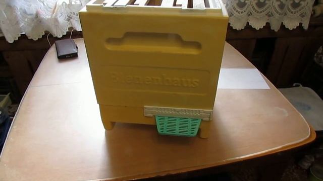 нуклеус для облета маток от фирмы BienenHaus  на высоту рамки 230 мм - часть 1 - обзор нуклеса