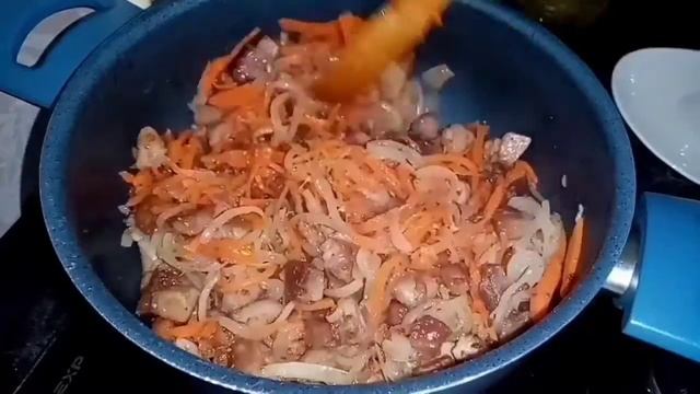 Гуляш из Свинины с Подливой.. Оооочень Вкусный..? смотреть онлайн