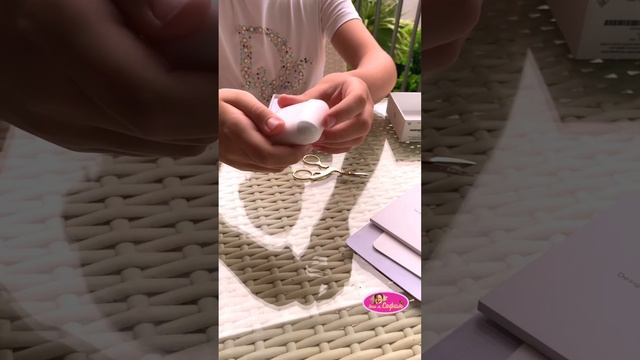 AirPods 2 – Классные наушники! Особенно тем, что они – мои! / Распаковываю подарок смотреть онлайн