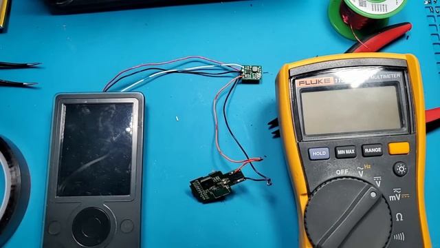 How I Built a Super Microsoft Zune - Bluetooth + SSD + Battery + Qi Charging смотреть онлайн
