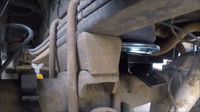 Best Towing Upgrade! Air Lift Air Spring Install and Review (Chevrolet Silverado) смотреть онлайн