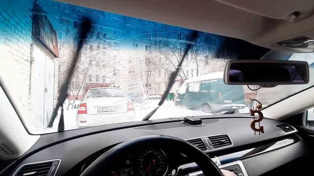 Работа восстановленых щёток стеклоочистителя Bosch на моем Passat CC смотреть онлайн