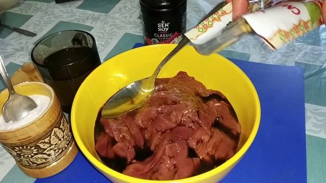 Куриная печень в медовом маринаде. Вкусный обед или ужин! смотреть онлайн