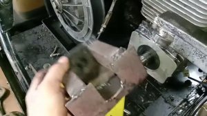 Замена левого сальника на буране.