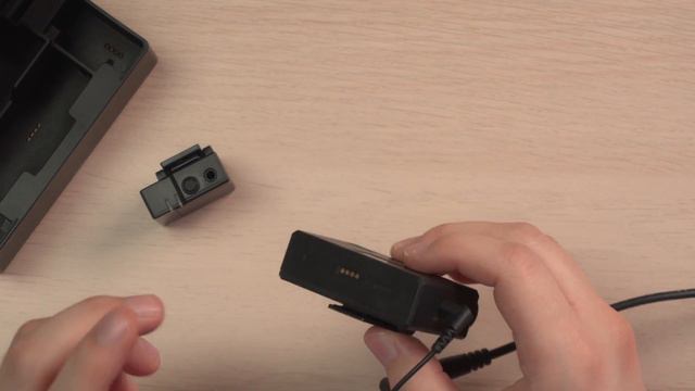 Premium Ultra Compact Wireless Microphone System | Hollyland Lark 150 смотреть онлайн