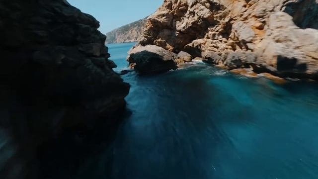 Flying over water with the Audi e-tron foil by Aerofoils on Mallorca! смотреть онлайн