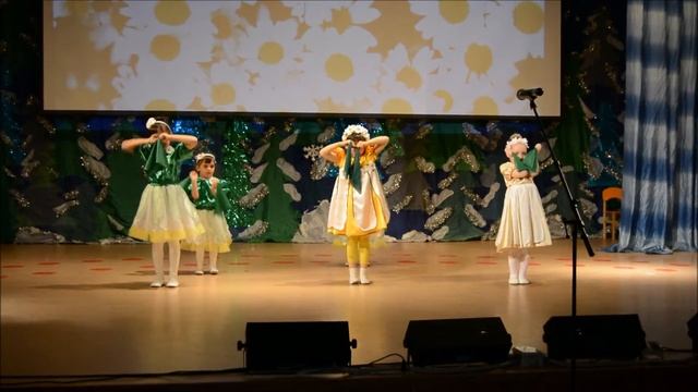 Танец "Ромашка"/Dance "Romashka" смотреть онлайн