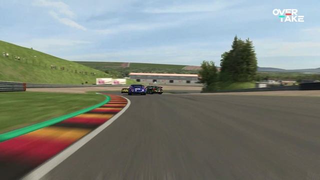 Which Sim Racing Game has the BEST ONLINE MULTIPLAYER? смотреть онлайн