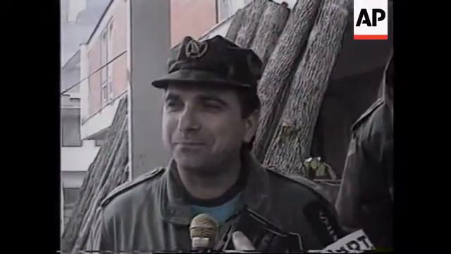 BOSNIA: CROATS AND MUSLIMS EXCHANGE ARTILLERY FIRE смотреть онлайн