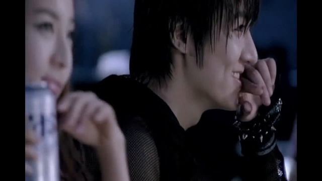 Dara(2NE1) ft Lee Min Ho - KISS (RUS SUB) смотреть онлайн