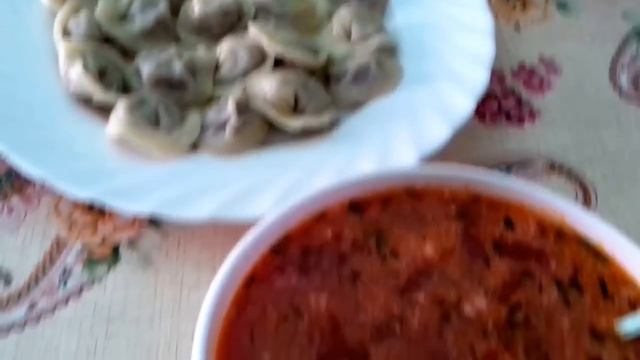 ФЕОДОСИЯ КАФЕ за 320 рублей с МУХАМИ.комплексные обеды в этой кафе какие они ? Вкусно или нет ? кры смотреть онлайн