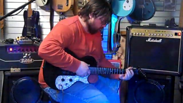 Geo-Blog Josh Howard 1985 Gibson Spirit Demo смотреть онлайн
