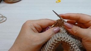 #Вязание //Свитшот //Как я вяжу //Часть 2: росток, углубление горловины, подрезы