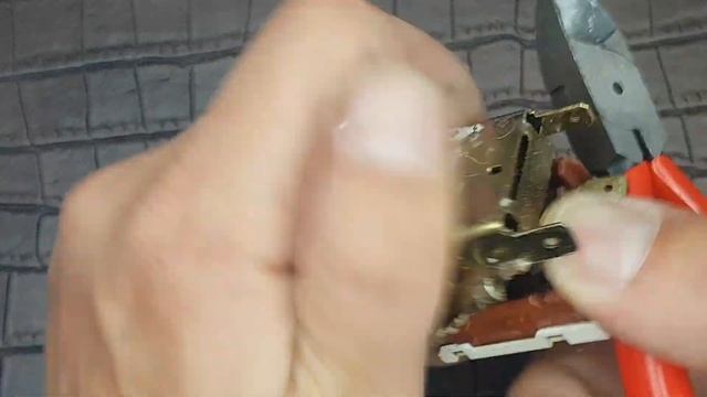 Дорогие драгоценные и цветные металлы в панели управления холодильником #ЗОЛОТО #СЕРЕБРО #ДРАГМЕТАЛ смотреть онлайн