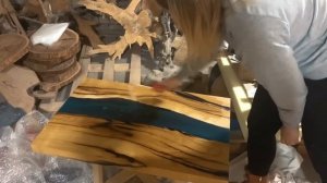 Стол из слэба и эпоксидной смолы. Чем защитить поверхность! Чем покрыть эпоксидную СМОЛУ!