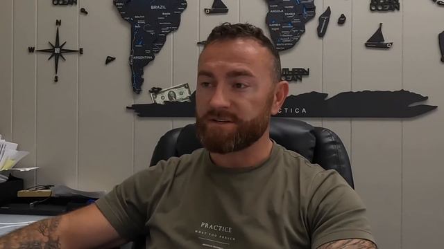 Сколько зарабатывает дальнобойщик в Сша во время кризиса?