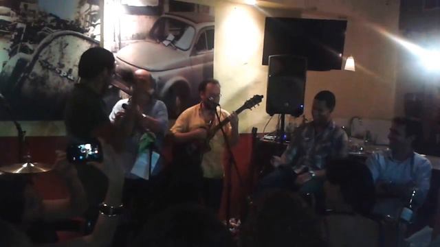 Los Hermanos Naturales - Hija ft. Manuel Rangel (Duelo de Cucharas y Maracas) смотреть онлайн