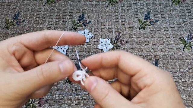 Цветочный мотив