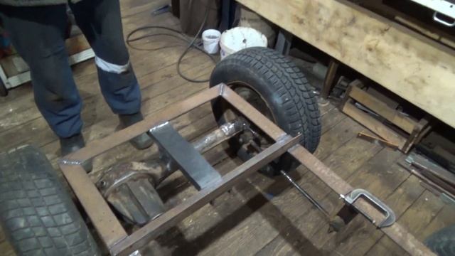 Бортоповоротный дизельный минитрактор с качающимся мостом смотреть онлайн