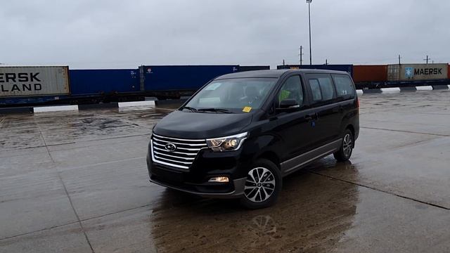 Выгрузка 6 Гранд Старексов Урбан Exclusive (Hyundai Grand Starex Urban Эксклюзив) смотреть онлайн