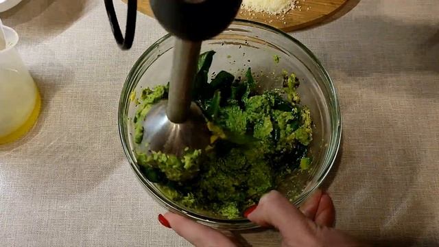 Соус ПЕСТО из авокадо и шпината? Соус песто за 5 МИНУТ из самых доступных продуктов смотреть онлайн