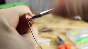 Рыбалка на фидер,кормушка для рыбалки на фидер,как самому сделать своими руками.Ловля на фидер.