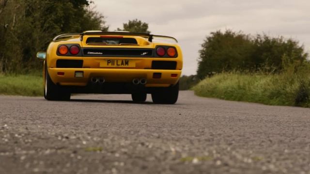 Lamborghini Diablo SV: Road Review | Carfection 4K