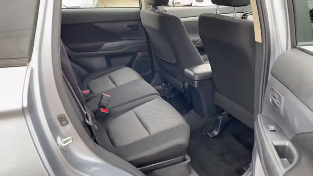 Mitsubishi Outlander ES смотреть онлайн