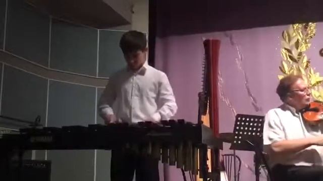 Анзор Гедгафов(Ксилофон)Ансамбль-"Камерата" смотреть онлайн