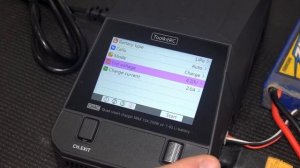 МОЩЬ в небольшом корпусе! ... 1000W, 50A и 4 порта! ... Обзор на зарядник ToolkitRC Q6AC