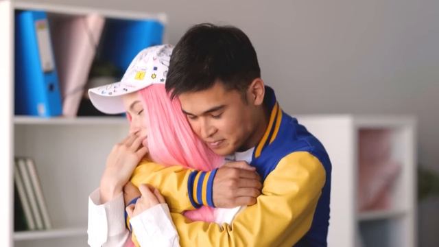 My Girlfriend is Cheating on Me || From Nerd To Popular Boy at School смотреть онлайн