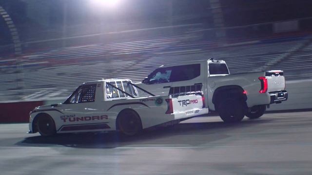 2022 Toyota TUNDRA TRD-Pro - Track Truck for New NASCAR International Speedway смотреть онлайн