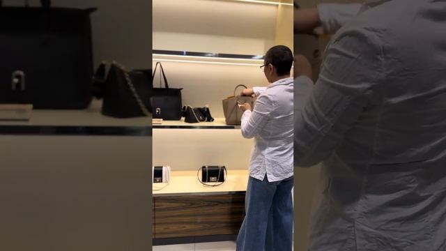 Трендовые модели в обзоре бренда Furla. Рассказывает Гуля. смотреть онлайн