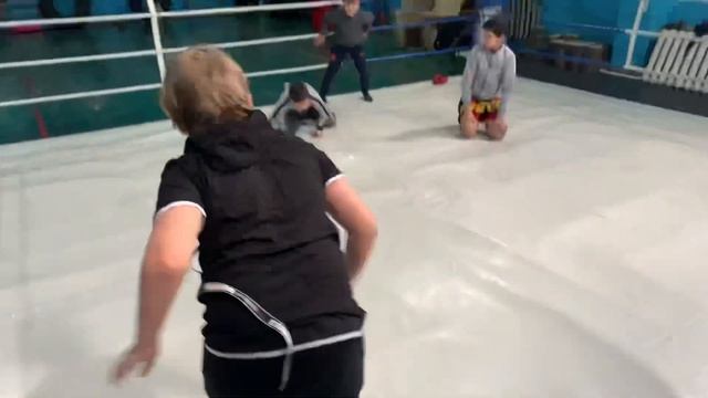 Игровая разминка в ринге, 21 апреля 2022 г. смотреть онлайн