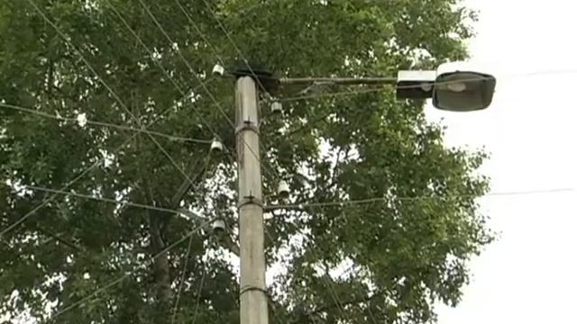 Приставы. Рейд по неплательщикам смотреть онлайн