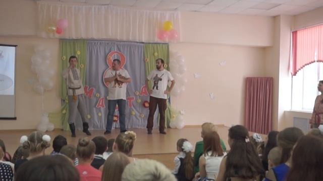 Новогришинская школа. Поздравление 8 марта 2019г 1 класс смотреть онлайн