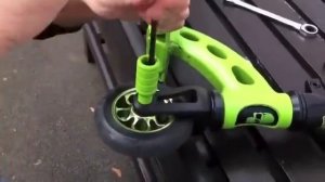 Как установить пеги на самокат