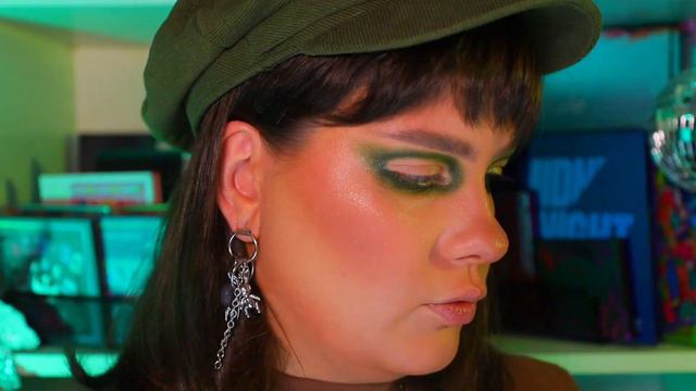 BEAUTYBAY EARTHY 42|ОБЗОР|СВОЧТИ|5 ИДЕЙ МАКИЯЖА|Я ДУМАЛА ОНА ЗЕЛЕНАЯ=( смотреть онлайн