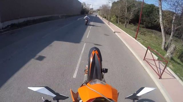 SUPERMOTO Stunt Life | Wheelie KTM 450 EXC / Husqvarna 125 SMS смотреть онлайн