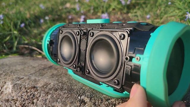 JBL Charge 3 TL Sunny Bass Test смотреть онлайн